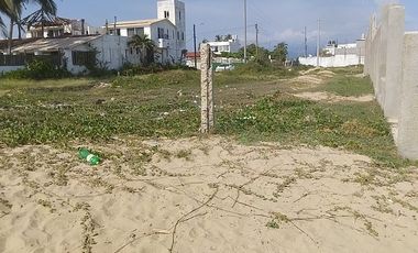 vt-0478 TERRENO SOBRE PLAYA ESCRITURADO, EN PIE DE LA CUESTA