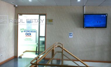 ARRENDAMOS Oficinas frente a la plaza de armas