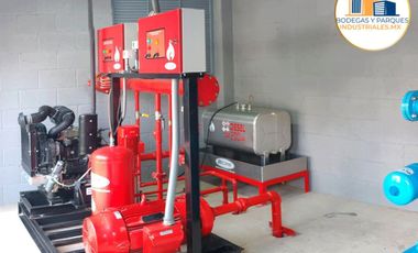 Bodega 8 de Julio y Periferico 700M2