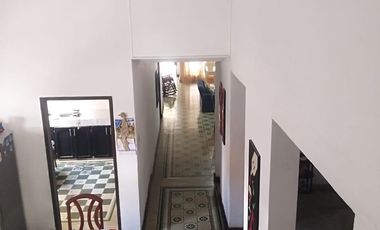 SE VENDE CASA AREA DE 256mts SECTOR COMERCIAL BARRIO BOSTON