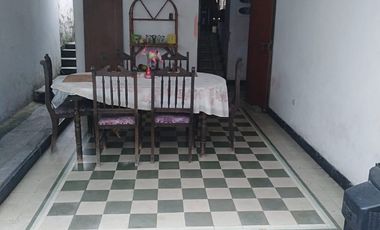 SE VENDE CASA AREA DE 256mts SECTOR COMERCIAL BARRIO BOSTON