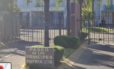 Casa en venta 98m2, 3 recamaras en Parques De Tlaquepaque.