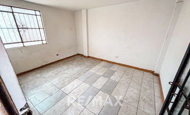 VENTA EDIFICIO COMERCIAL EN SAN JUAN DE LURIGANCHO