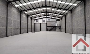 Nave Industrial Nueva en Venta en Santa Catarina Parque 300