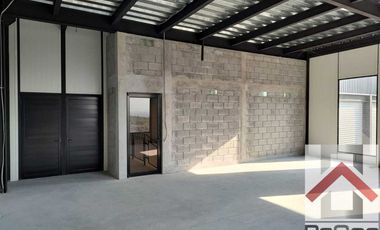 Nave Industrial Nueva en Venta en Santa Catarina Parque 300