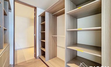 Departamento de 2 recámaras, 2 baños y 2 estacionamientos en Querétaro