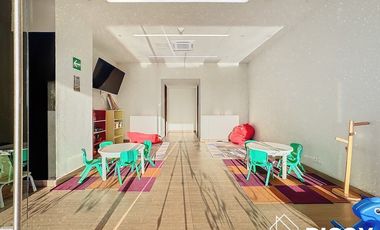 Departamento de 2 recámaras, 2 baños y 2 estacionamientos en Querétaro