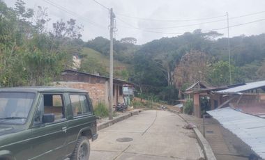 CASA COMO TERRENO EN ZONA URBANA SAN ROQUE DE CUMBAZA