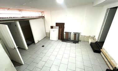 ARRIENDO LOCAL, CLINICA, LABORATORIO A PASOS METRO STA. LUCIA