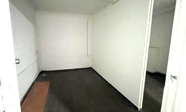 ARRIENDO LOCAL, CLINICA, LABORATORIO A PASOS METRO STA. LUCIA