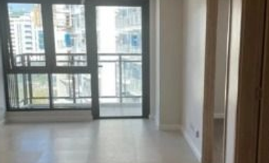 FOR SALE - Bare Unit with Balcony in Viento at Cerca, Las Piñas City