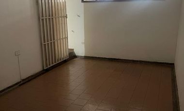 CASA EN VENTA- CRESPO