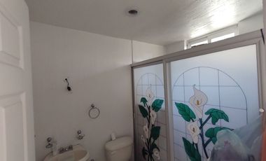 Casa Oportunidad en Venta CASA 160MTS amplios Espacios Centrica FRENTE A PARQUE Av Patria &AV LOPEZ MATEOS Zapopan