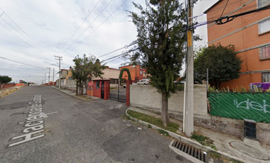 Casa en calle Hacienda de Guadalupe, Hacienda del Pedregal Sección Herradura, Atizapán de Zaragoza, México ¡NO CRÉDITOS!
