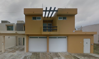 Casa en Venta Av Juventino Rosas Puerto Mexico Coatzacoalcos, Veracruz/ Recuperación Bancaria