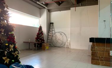 47202 Local en Arriendo Aves Maria