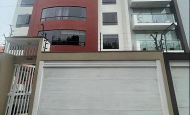 ¡Alquila tu Cochera en Surco por Solo S/. 250! Seguridad, Comodidad y Acceso Directo a la Avenida