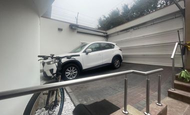 ¡Alquila tu Cochera en Surco por Solo S/. 250! Seguridad, Comodidad y Acceso Directo a la Avenida