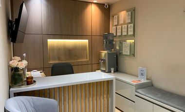47204 Consultorio Amoblado en Arriendo Laureles