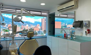 47204 Consultorio Amoblado en Arriendo Laureles