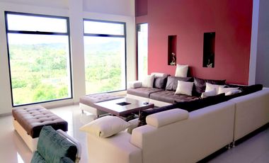 ¡Gran oportunidad para vivir bien! 🌿  Se vende  o se arrienda casa con un lote de 2 hectáreas