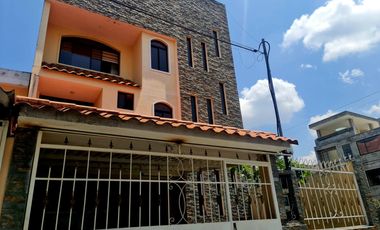 VENTA DE CASA EN CONOCOTO, MARQUEZA DE SOLANDA