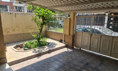 VENTA DE CASA EN CONOCOTO, MARQUEZA DE SOLANDA