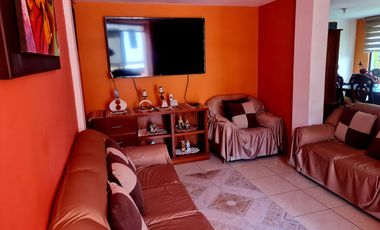 VENTA DE CASA EN CONOCOTO, MARQUEZA DE SOLANDA