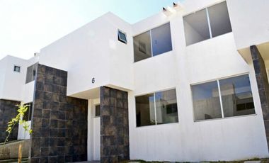 Casas en venta en  Col. Del Lago