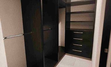 CASA EN RENTA CON 4 RECAMARAS Y AMPLIO JARDIN