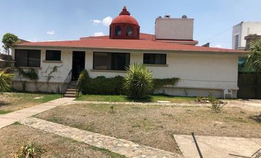 SE RENTA casa en Balcones del Campestre