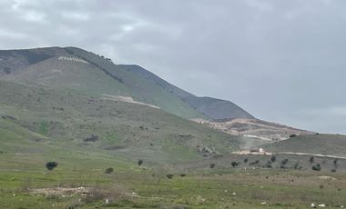 Amplio Terreno para un gran desarrollo Mixto. Industrial, Habitacional, Comercial. opción de mas tierra.