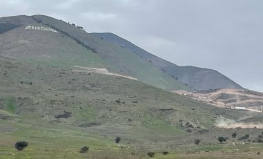 Amplio Terreno para un gran desarrollo Mixto. Industrial, Habitacional, Comercial. opción de mas tierra.