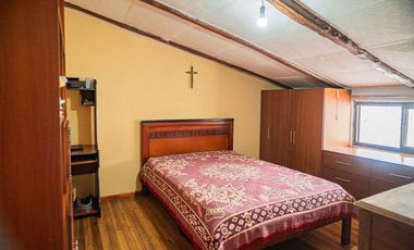 Casa en Venta, Sector Cuartel Cayambe, Ricaurte, Cuenca