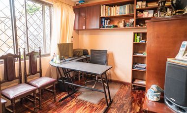 Casa en Venta, Sector Cuartel Cayambe, Ricaurte, Cuenca