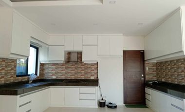 UNFURNISHED HOUSE AVAILABLE FOR RENT IN SOUTH FORBES