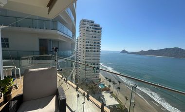 EN VENTA DEPARTAMENTO EN MAZATLAN DE 3 RECAMARAS A PIE DE PLAYA EN  CAMINO AL MAR (EQUIPADO) Y TRES BALCONES