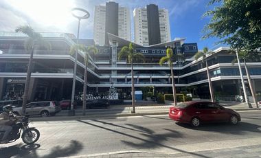 EN VENTA DEPARTAMENTO EN MAZATLAN DE 3 RECAMARAS A PIE DE PLAYA EN  CAMINO AL MAR (EQUIPADO) Y TRES BALCONES