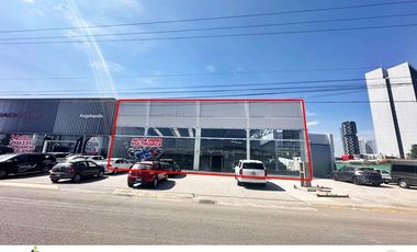 Local en Venta Avenida de los Duques - Lomas de Angelópolis