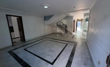 ARRIENDO CASA COMERCIAL, BARRIO QUIRINAL