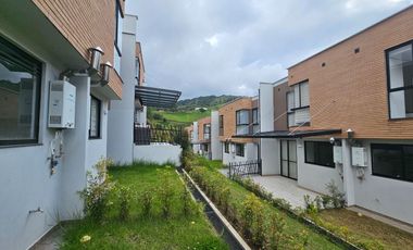 ESTRENE CASA EN CONJUNTO CERRADO EN LA FLORIDA DE 97M2, MANIZALES
