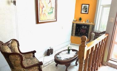 CASA SOLA EN BUEN ESTADO DE CONSERVACION, OPORTUNIDAD!!!