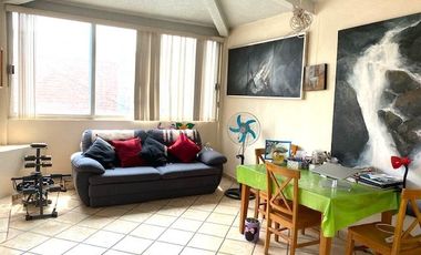 CASA SOLA EN BUEN ESTADO DE CONSERVACION, OPORTUNIDAD!!!