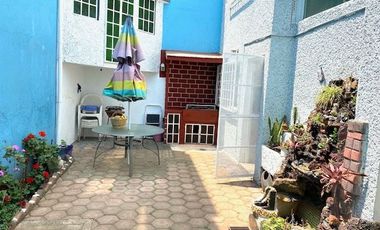 CASA SOLA EN BUEN ESTADO DE CONSERVACION, OPORTUNIDAD!!!