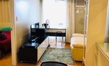 CONDO FOR RENT IN LAS PIÑAS CITY