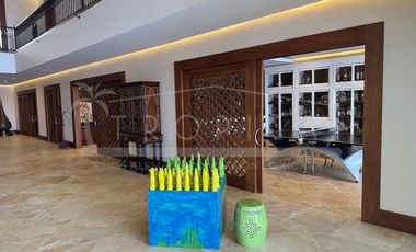 ¡Casa en la laguna del prestigioso Residencial Isla Dorada!