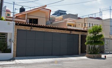 Casa en venta en Rinconada del Bosque, Guadalajara