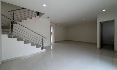 Casa en Renta en Lomas de Angelópolis II, Zona Azul