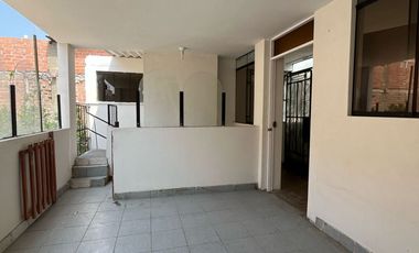 HERMOSA CASA EN ESQUINA EN VENTA - LA PERLA CALLAO