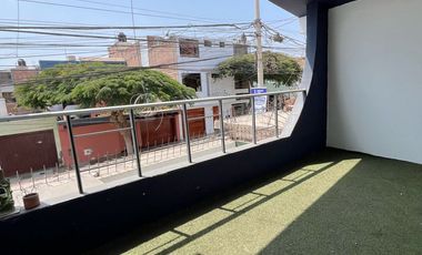 HERMOSA CASA EN ESQUINA EN VENTA - LA PERLA CALLAO